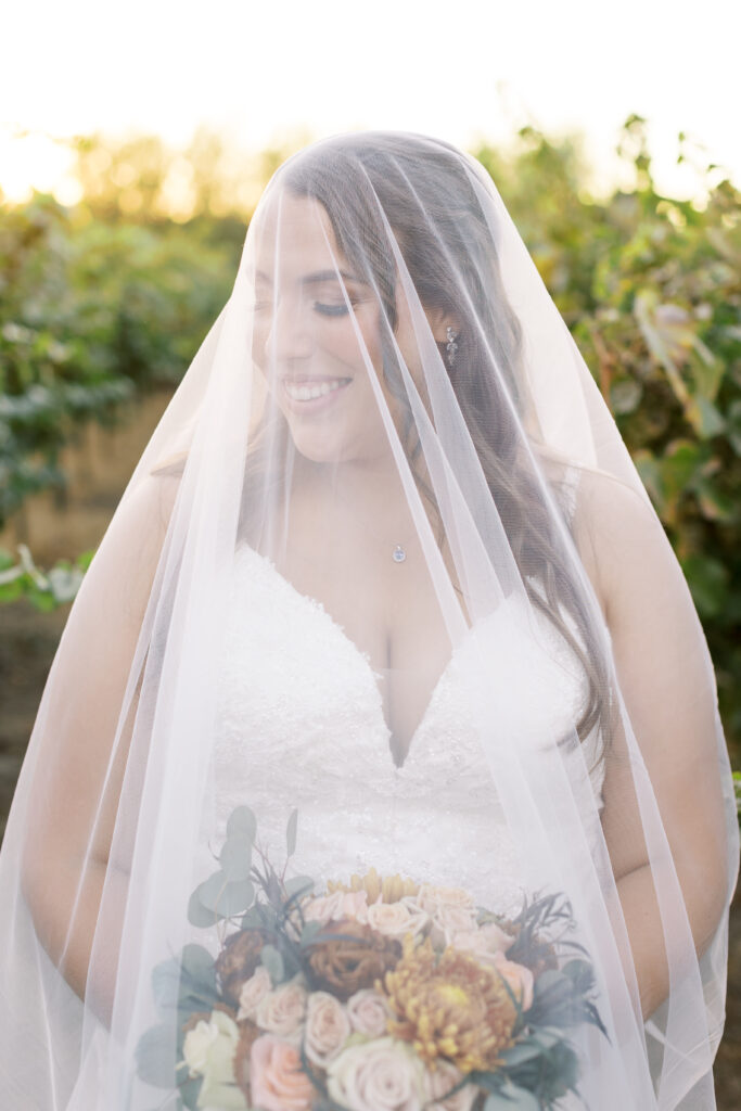 Bridal portraits in vineyard
