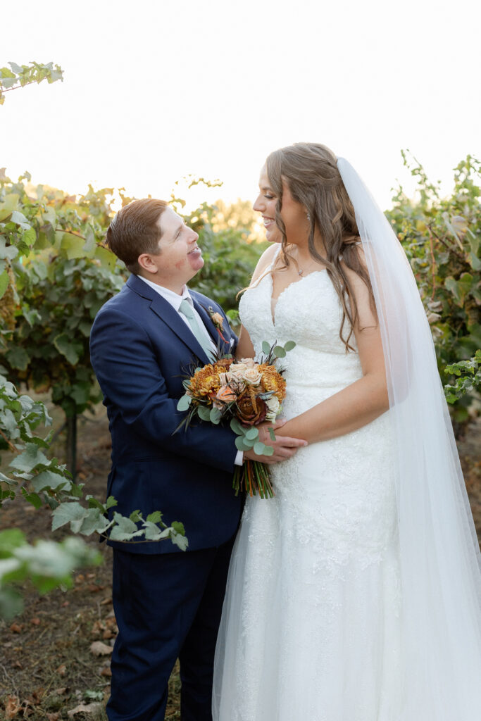 Bridal portraits in vineyard
