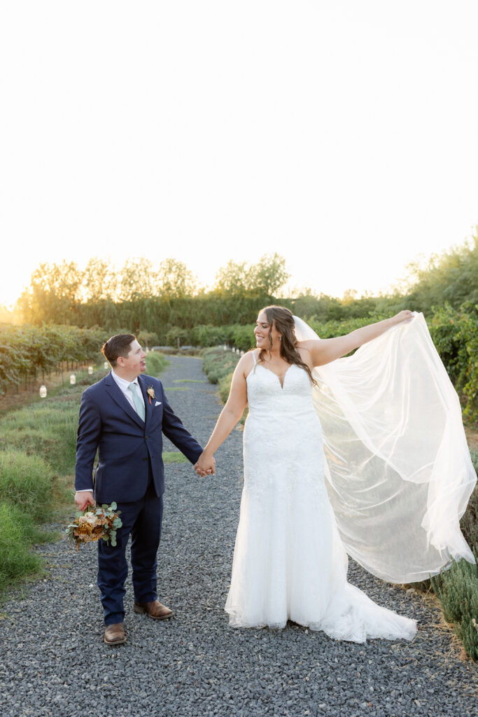 Bridal portraits in vineyard
