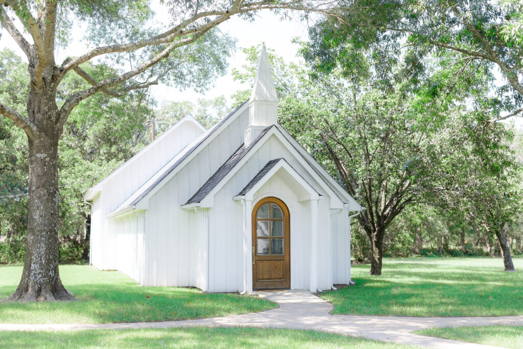 White chapel church ceremony Texas