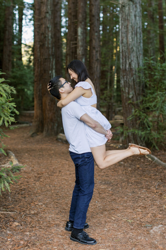 spring engagement session in oakland