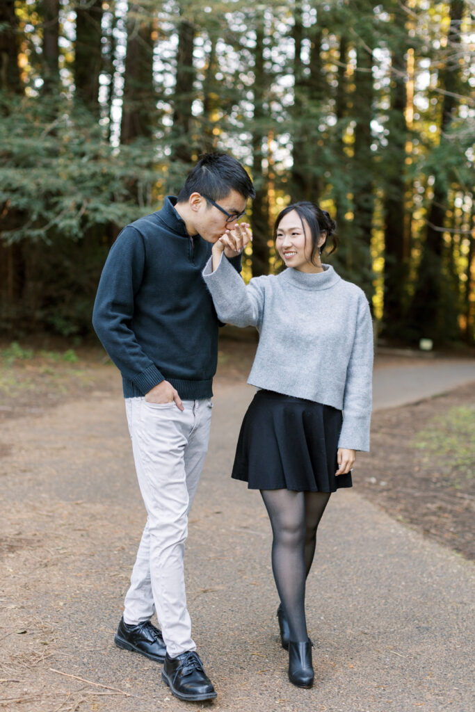 spring engagement session in oakland