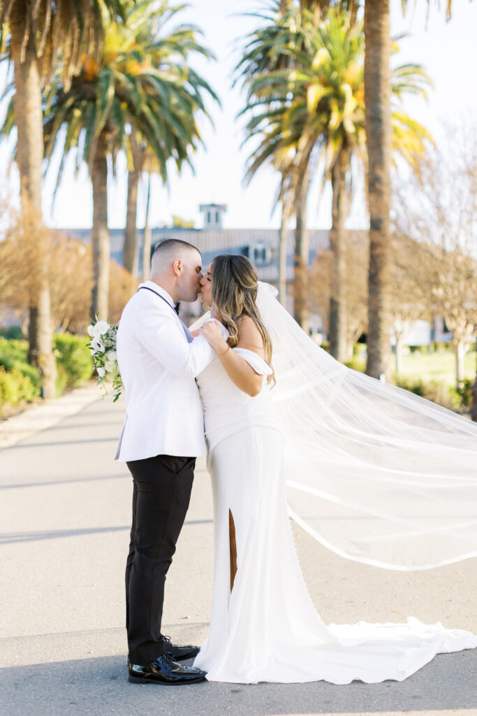 Bay Area wedding photographer Shannon Bryn Photo at the Palm Event Center In Livermore 
