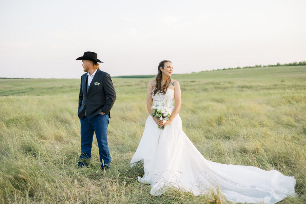 Carter Valley Ranch wedding Couple's portraits