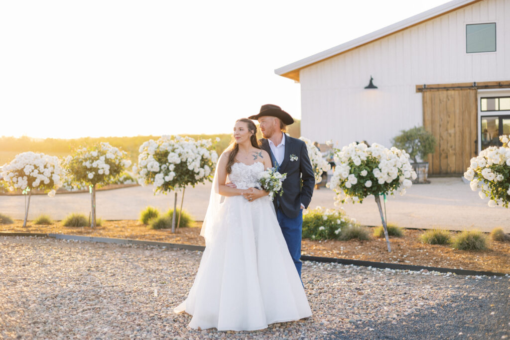 Carter Valley Ranch wedding Couple's portraits