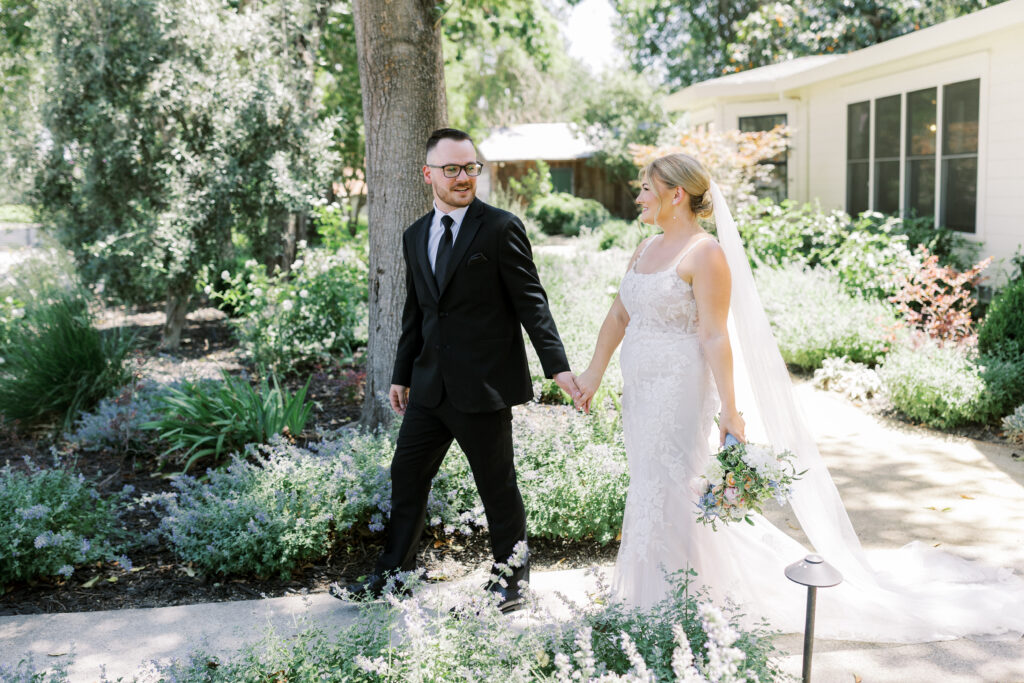 Romantic couple portraits at La Reve Estate in Elk Grove

