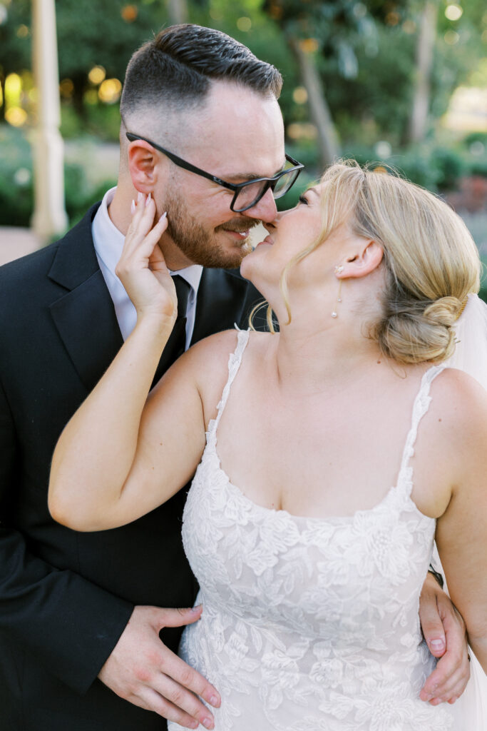 Romantic couple portraits at La Reve Estate in Elk Grove
GOlden Hour