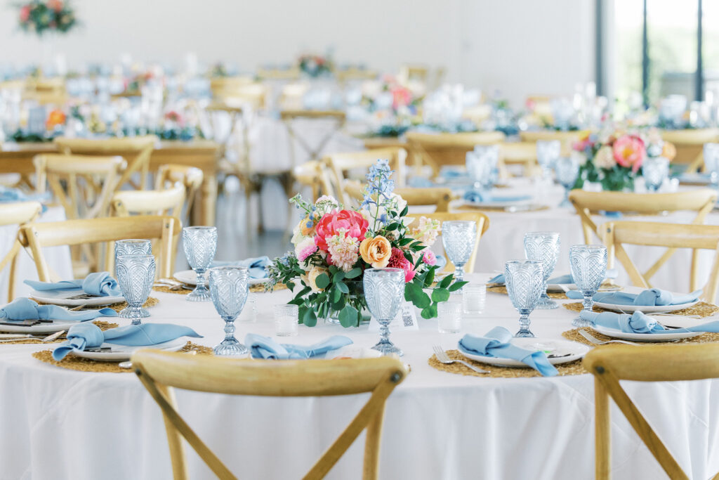 Carter Valley Ranch Wedding Reception and Colorful SUmmer Flowers