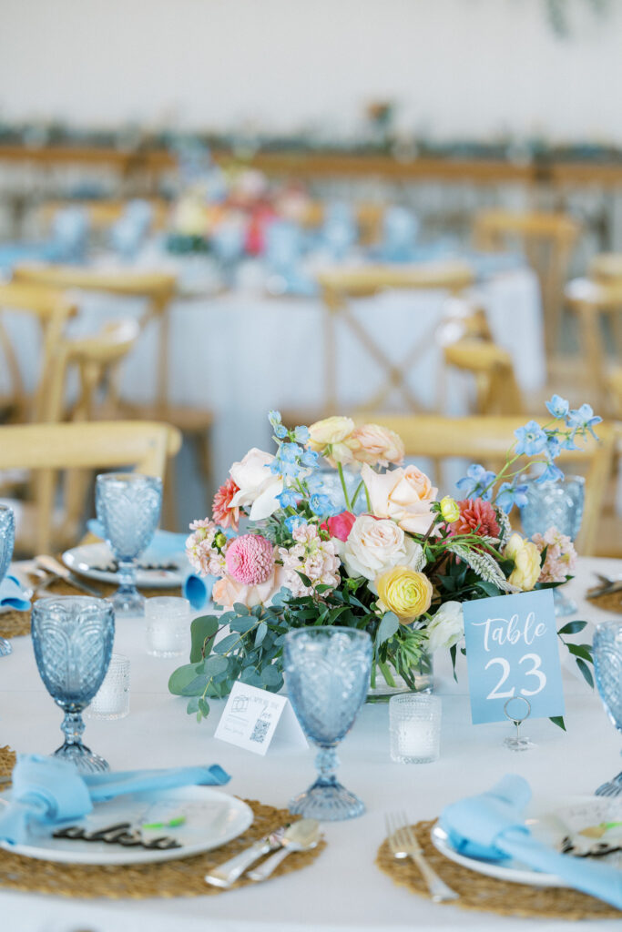 Carter Valley Ranch Wedding Reception and Colorful SUmmer Flowers
