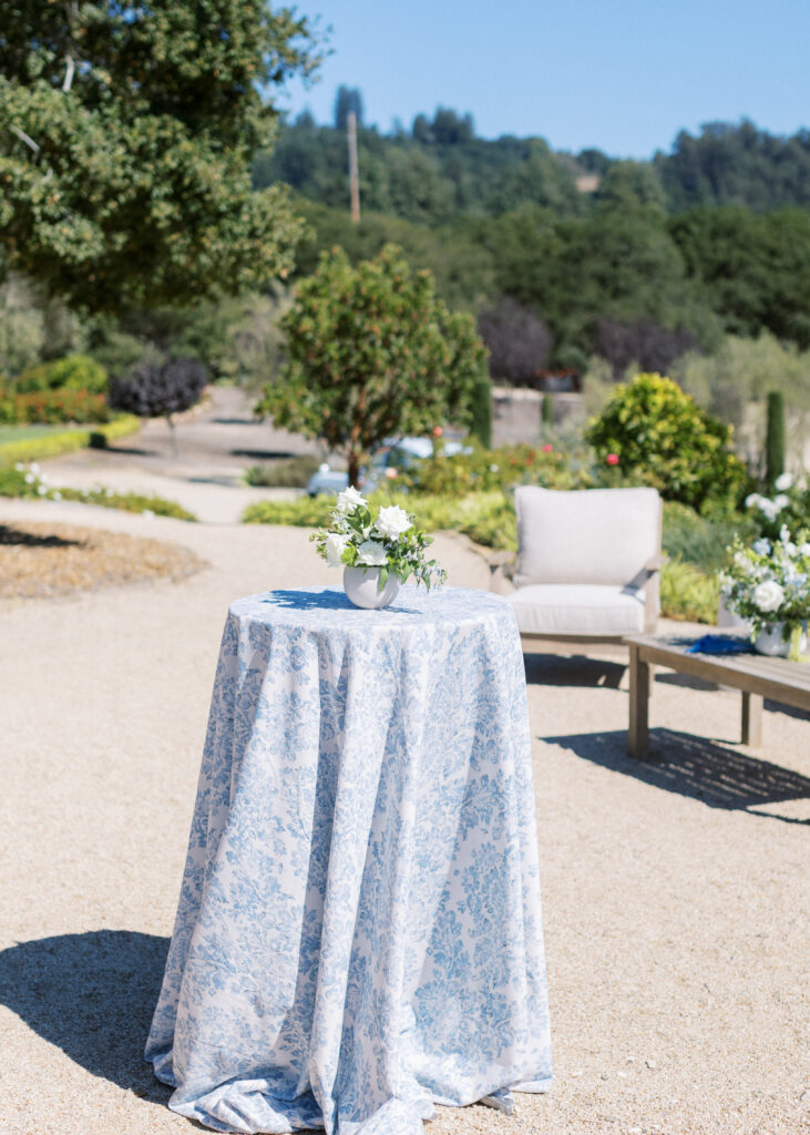 luxury editorial reception | Casa Blanca Interlaken Wedding