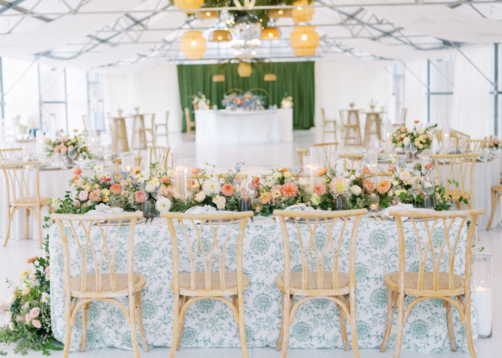 Luxury reception tablescape with florals at Eagle Oak Ranch Paso Robles wedding venue