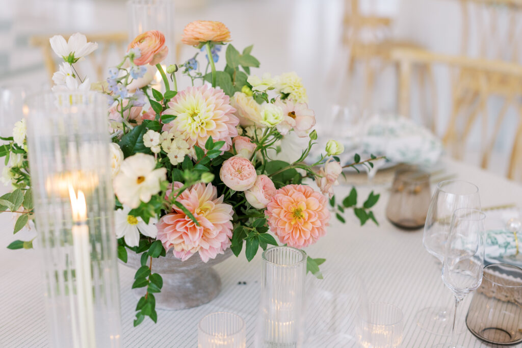 Luxury reception tablescape with florals at Eagle Oak Ranch Paso Robles wedding venue