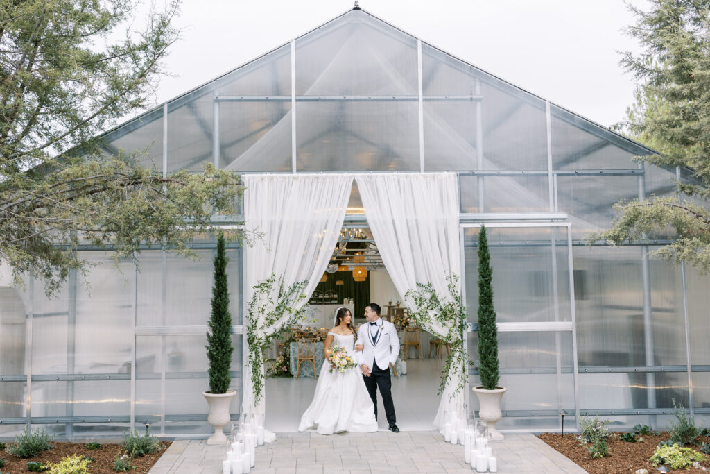 Romantic couple portrait at Eagle Oak Ranch, Paso Robles luxury wedding venue