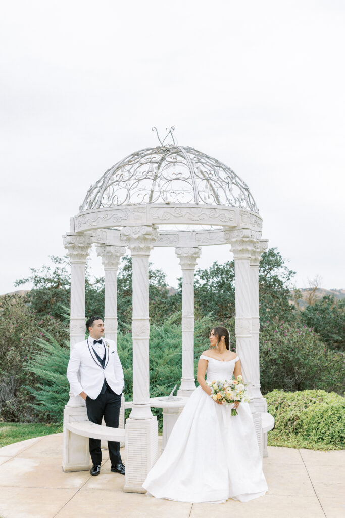 Romantic couple portrait at Eagle Oak Ranch, Paso Robles luxury wedding venue