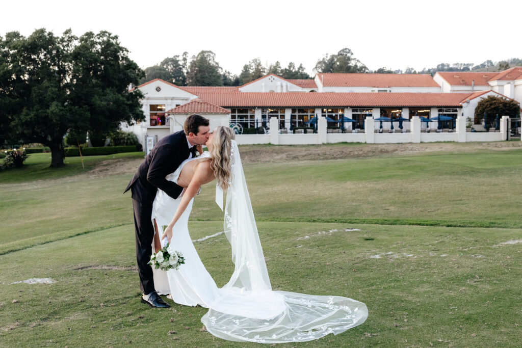 Golden hour wedding portraits at Sequoyah Country Club