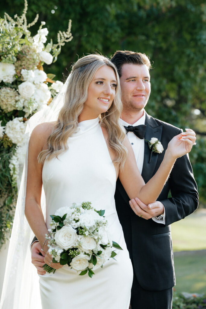 Golden hour wedding portraits at Sequoyah Country Club